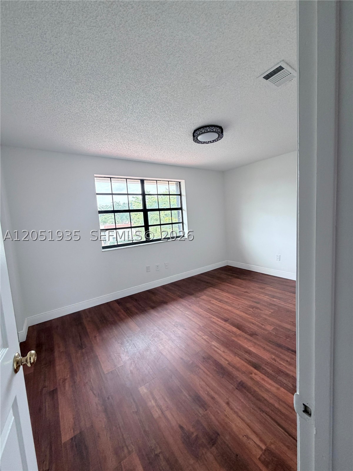 9850 Hammocks Blvd #107, Miami FL 33196