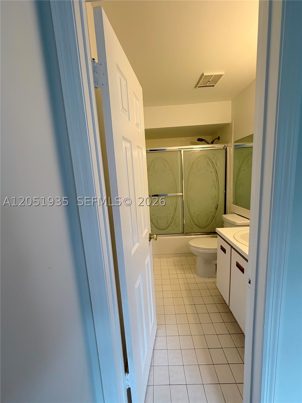 9850 Hammocks Blvd #107, Miami FL 33196