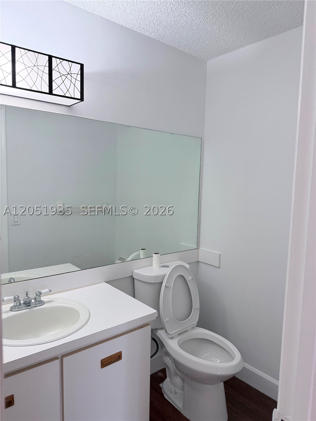 9850 Hammocks Blvd #107, Miami FL 33196