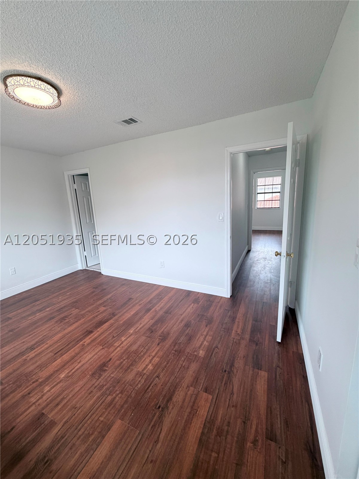 9850 Hammocks Blvd #107, Miami FL 33196