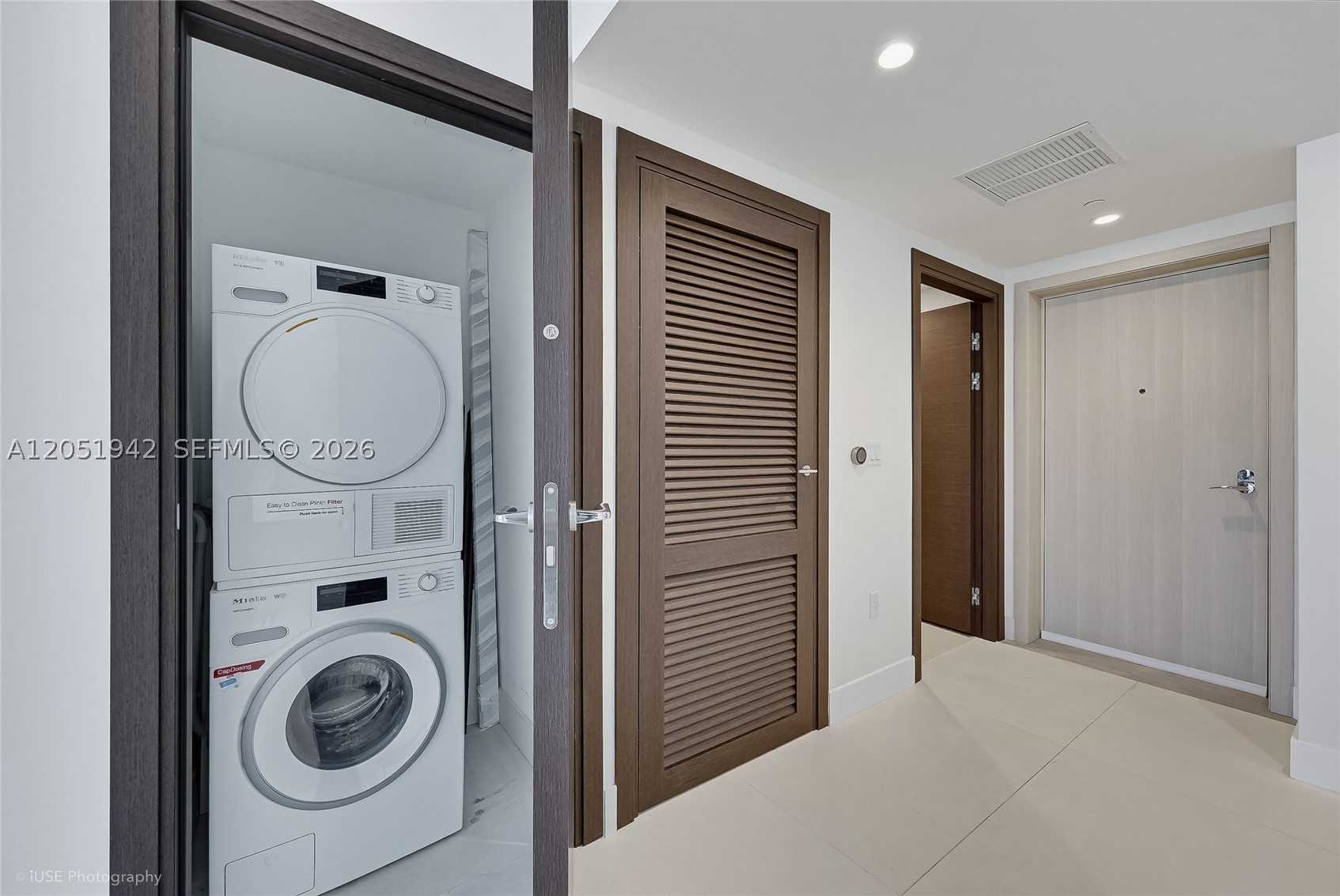 1000 Brickell Plz #2110, Miami FL 33131