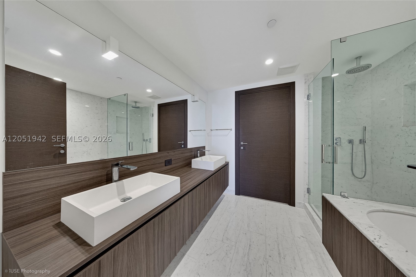 1000 Brickell Plz #2110, Miami FL 33131