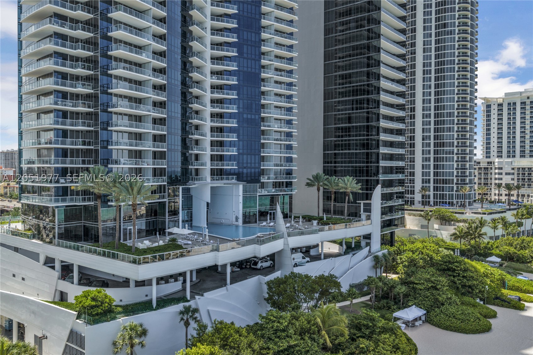 17121 Collins Avenue #4205, Sunny Isles Beach FL 33160