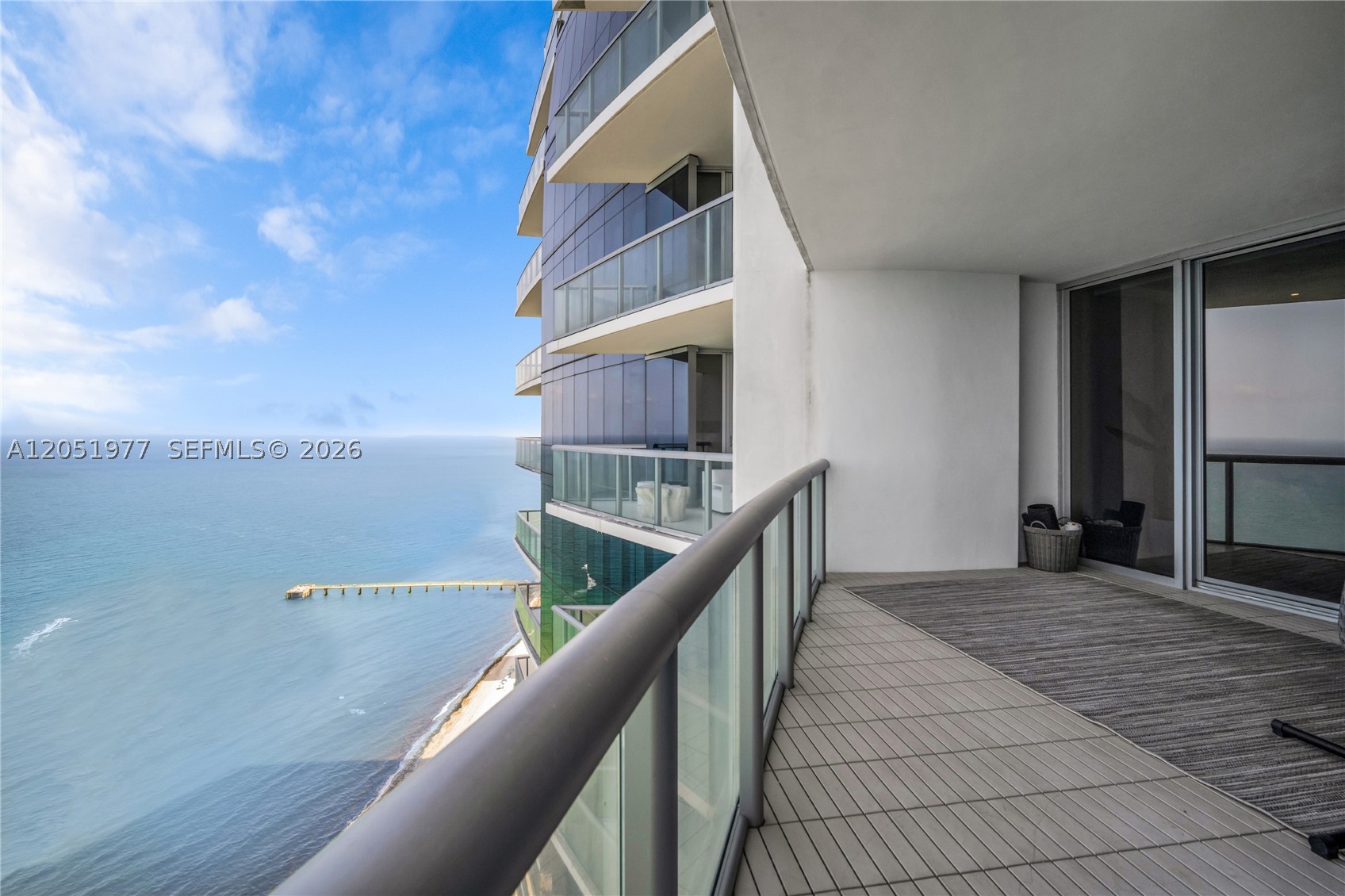 17121 Collins Avenue #4205, Sunny Isles Beach FL 33160
