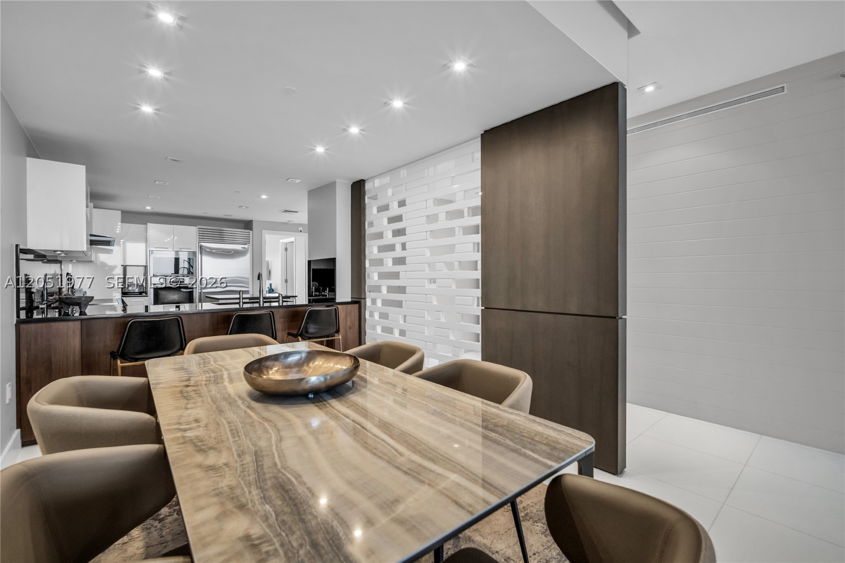 17121 Collins Avenue #4205, Sunny Isles Beach FL 33160