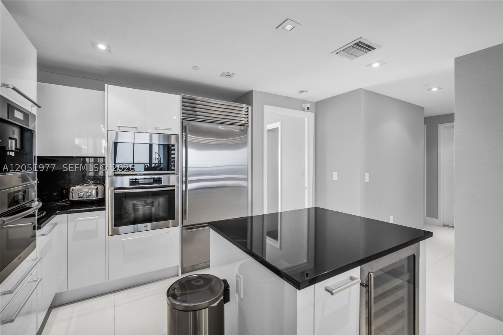 17121 Collins Avenue #4205, Sunny Isles Beach FL 33160