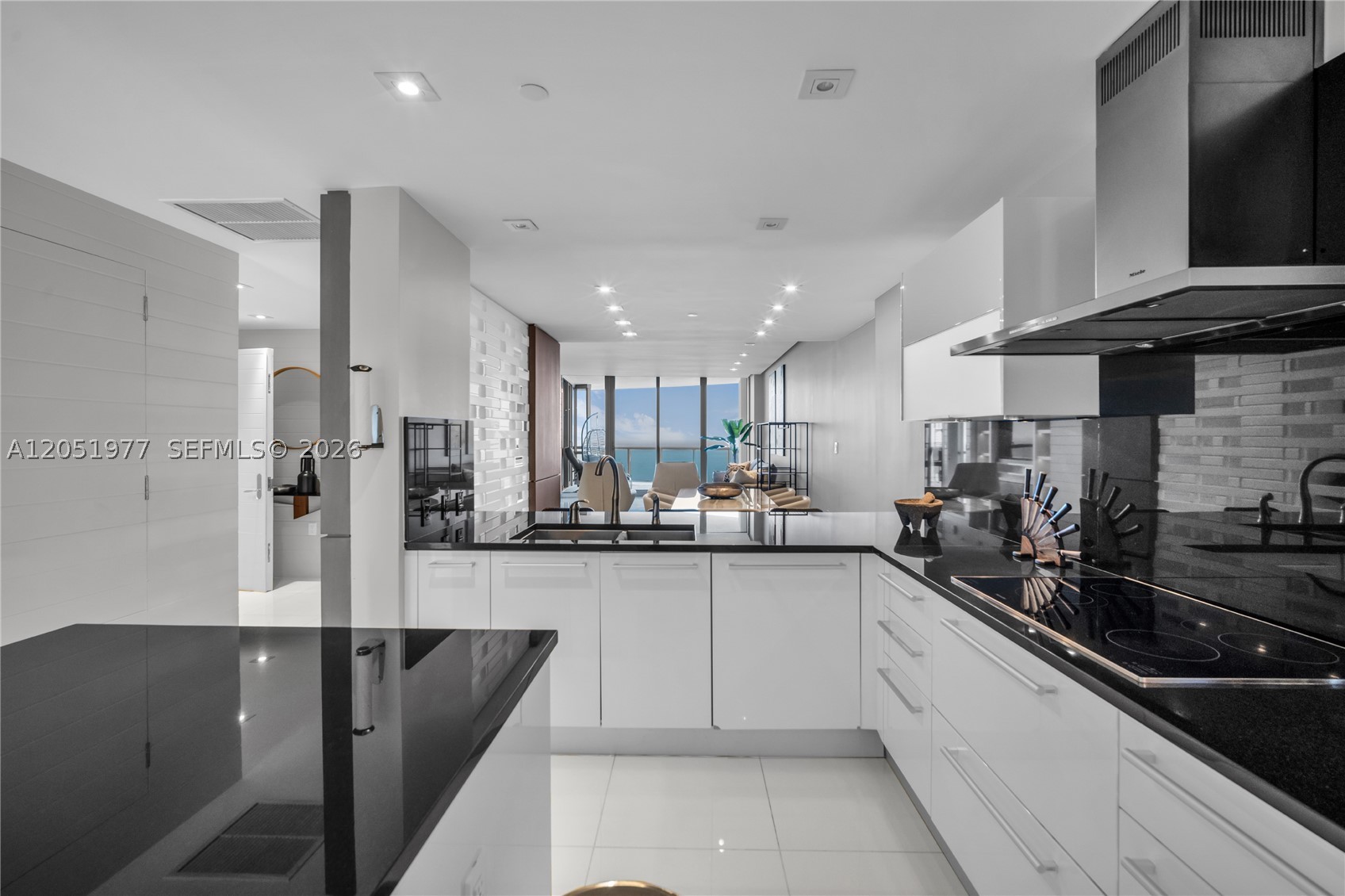 17121 Collins Avenue #4205, Sunny Isles Beach FL 33160