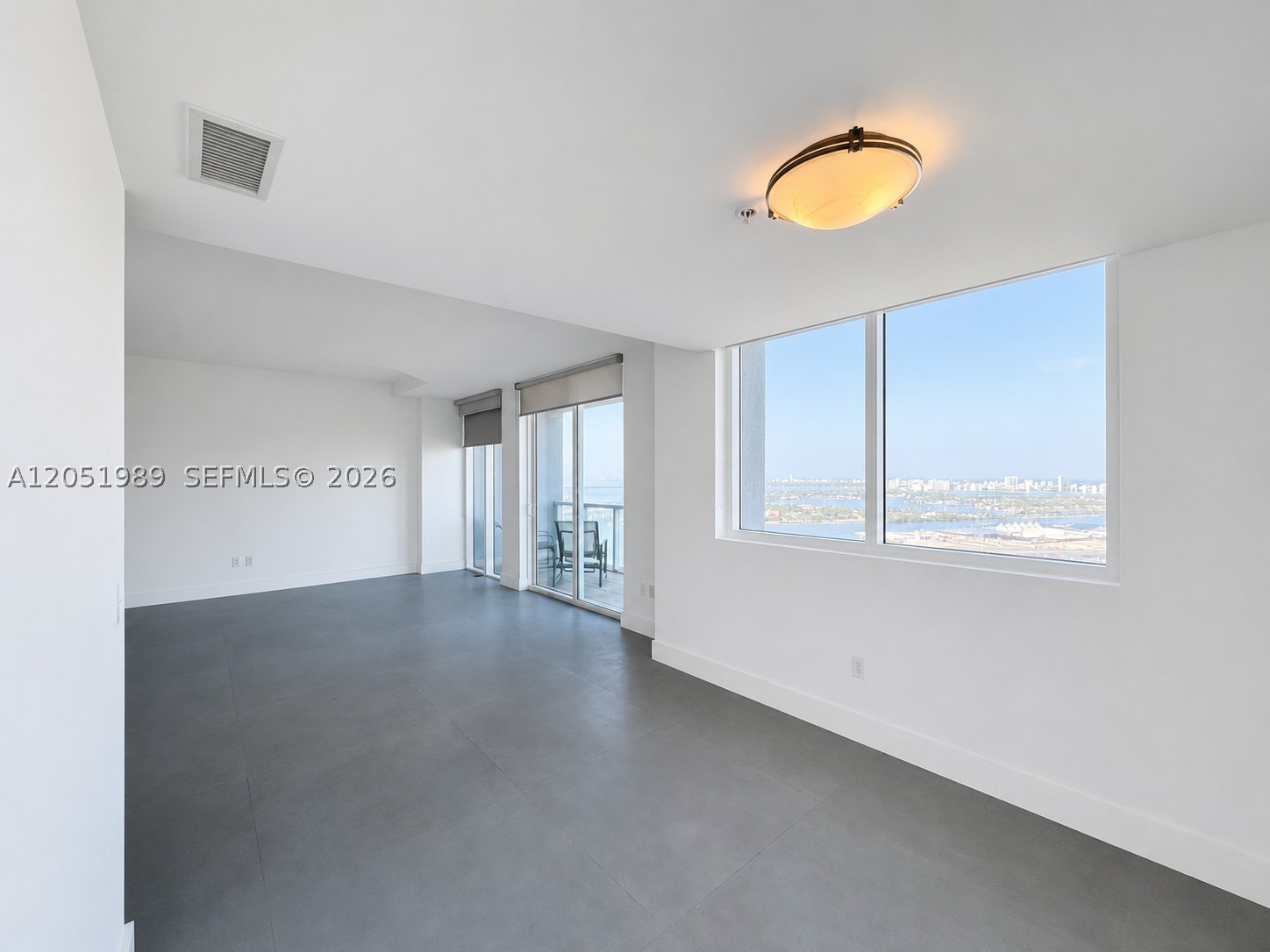 244 Biscayne Blvd #3903, Miami FL 33132