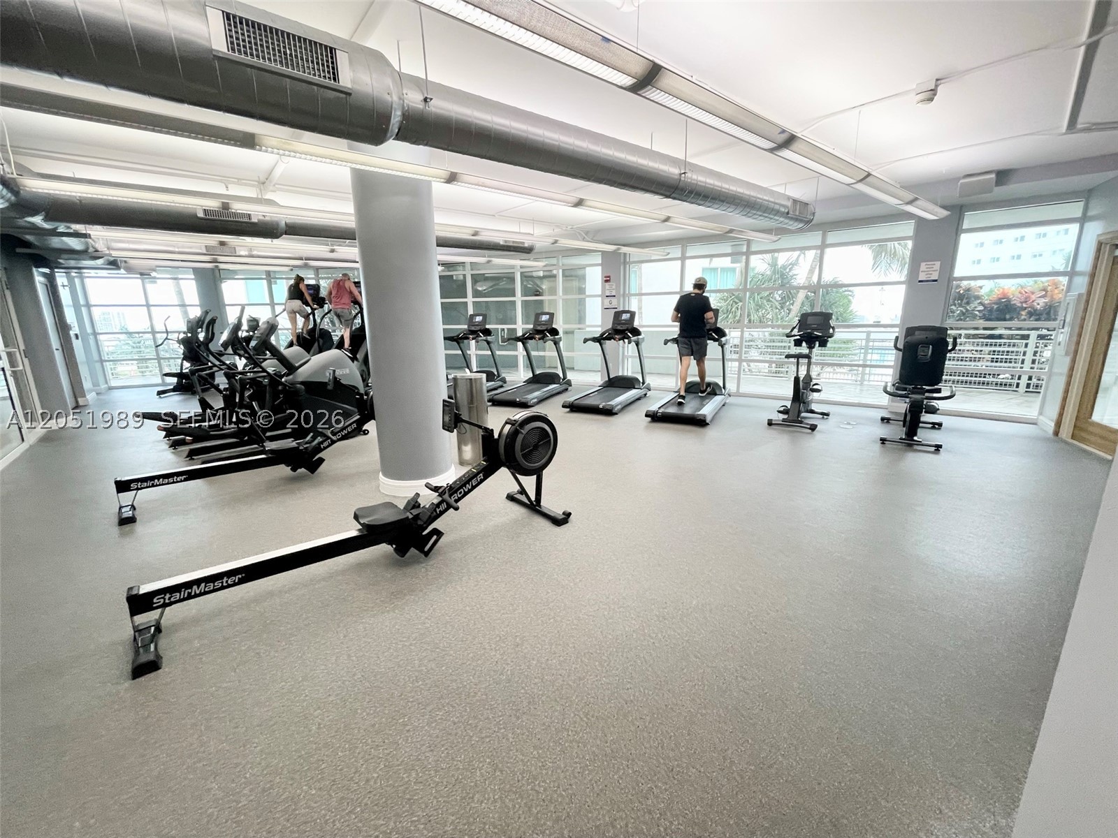 244 Biscayne Blvd #3903, Miami FL 33132