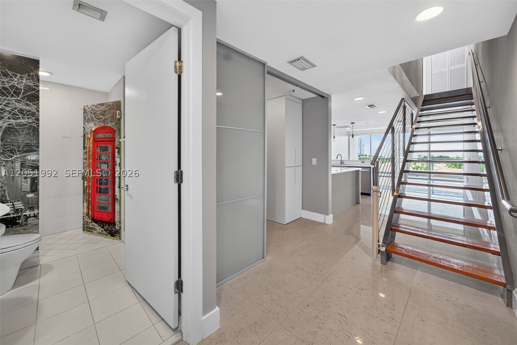 2950 NE 188th St #406, Aventura FL 33180