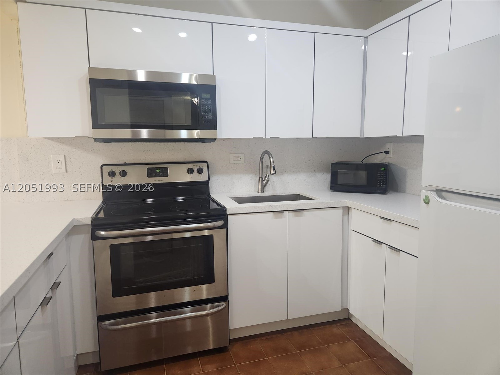 8990 SW 24th St #228, Miami FL 33165