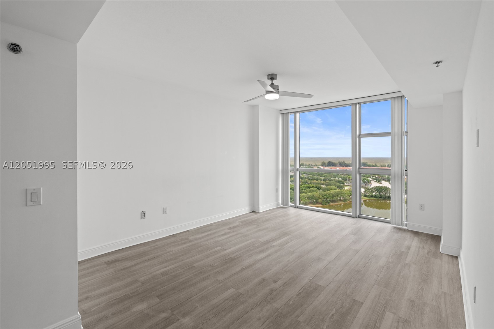 2681 N Flamingo Rd #2205S, Sunrise FL 33323