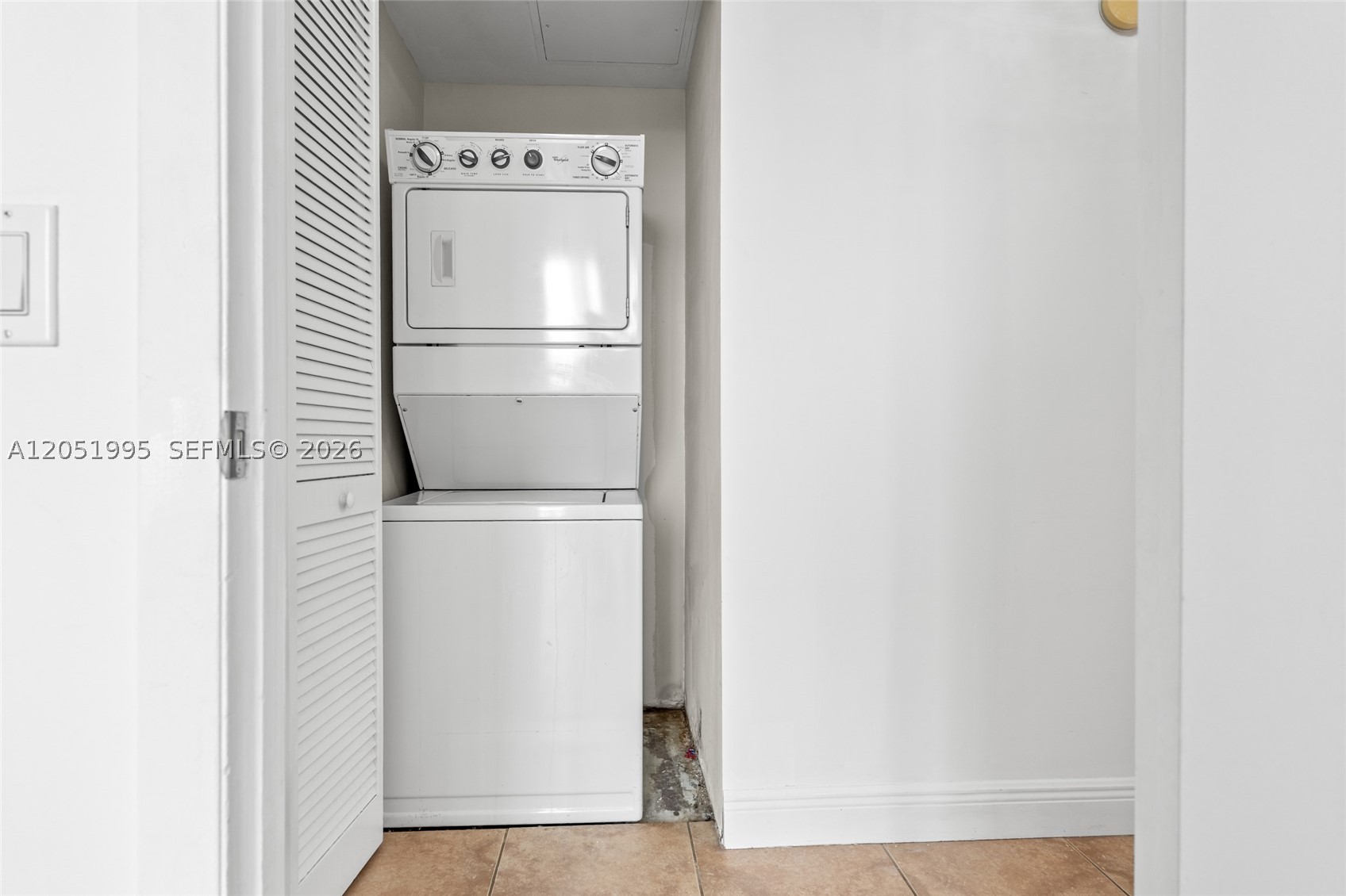 2681 N Flamingo Rd #2205S, Sunrise FL 33323