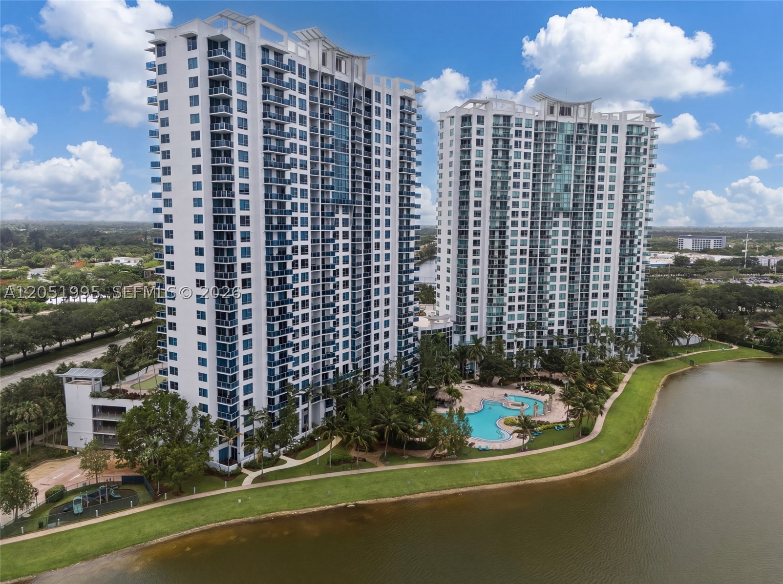 2681 N Flamingo Rd #2205S, Sunrise FL 33323