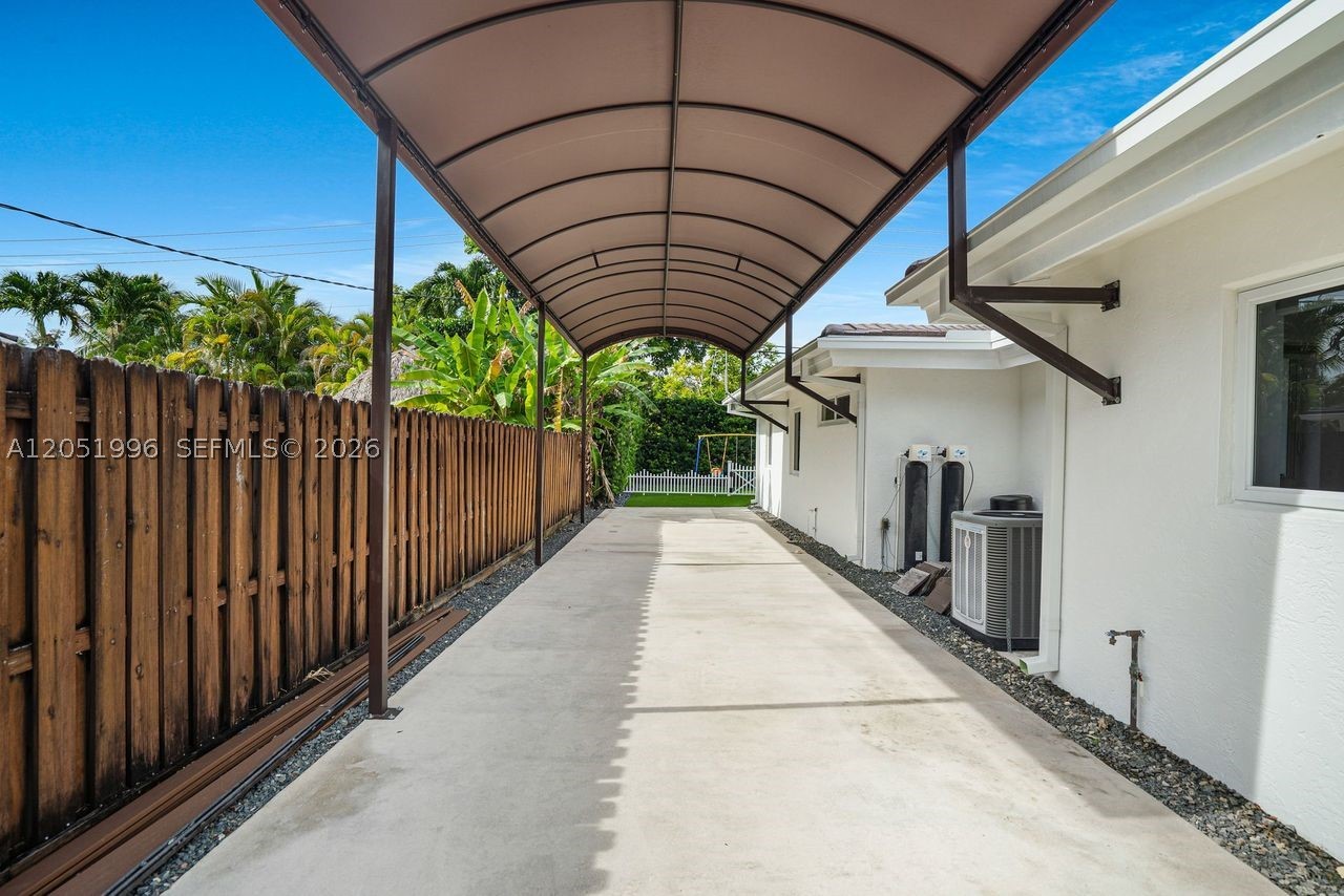 6370 SW 144th St, Coral Gables FL 33158