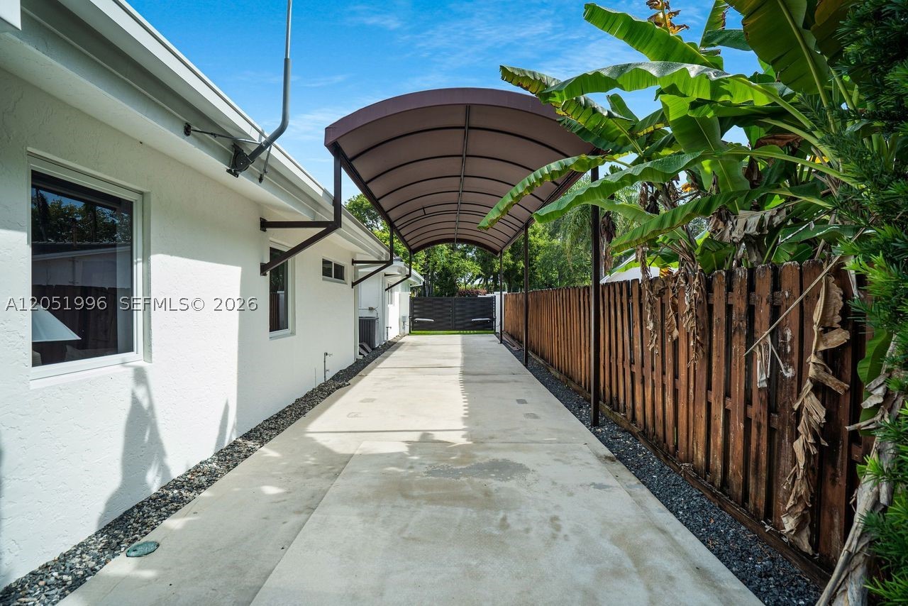 6370 SW 144th St, Coral Gables FL 33158