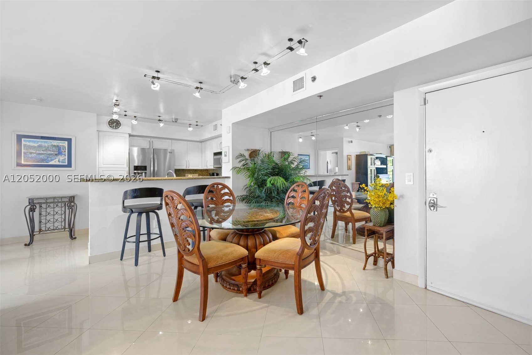 19999 E Country Club Dr #1406, Aventura FL 33180