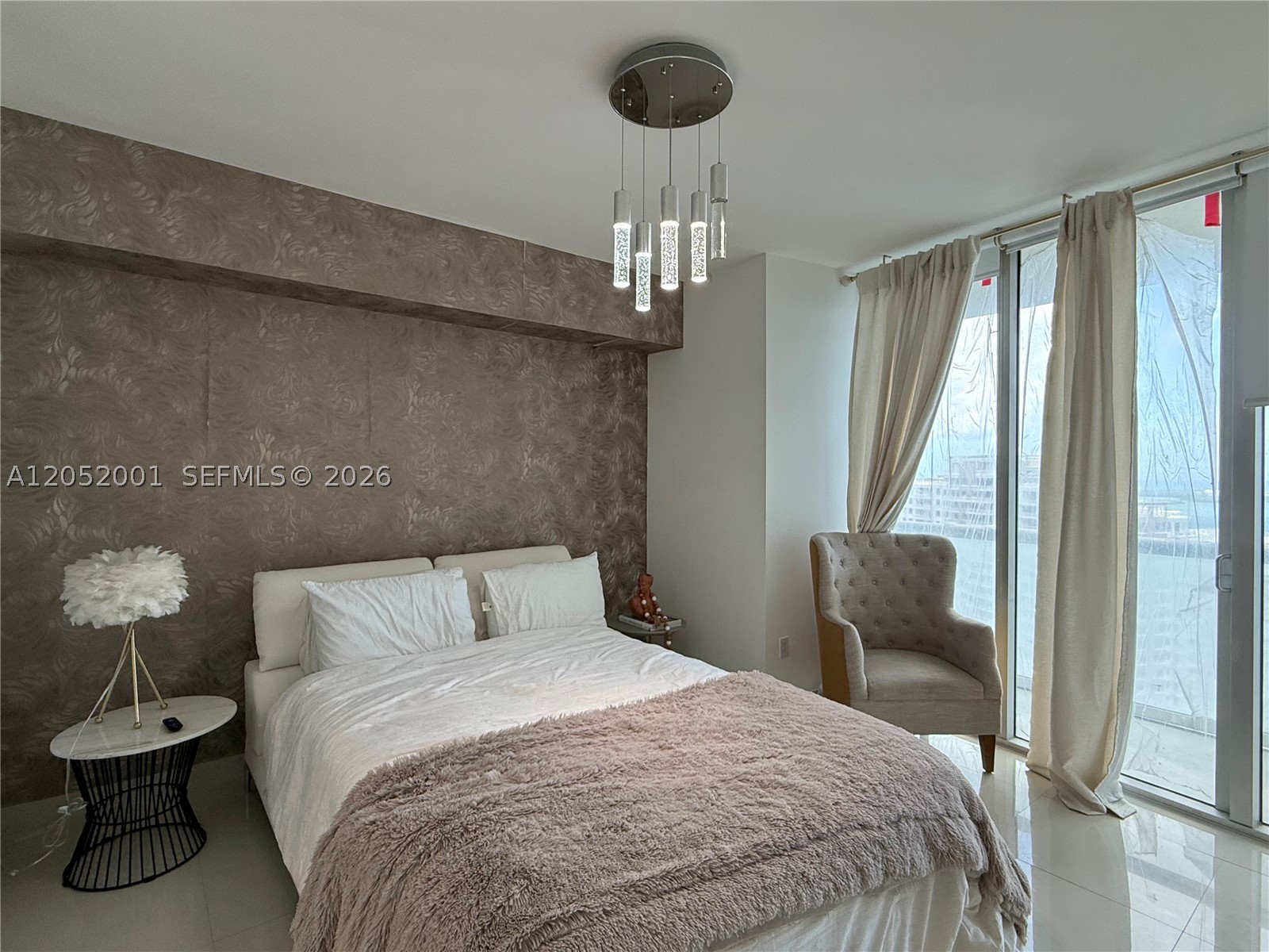 475 Brickell Ave #3207, Miami FL 33131