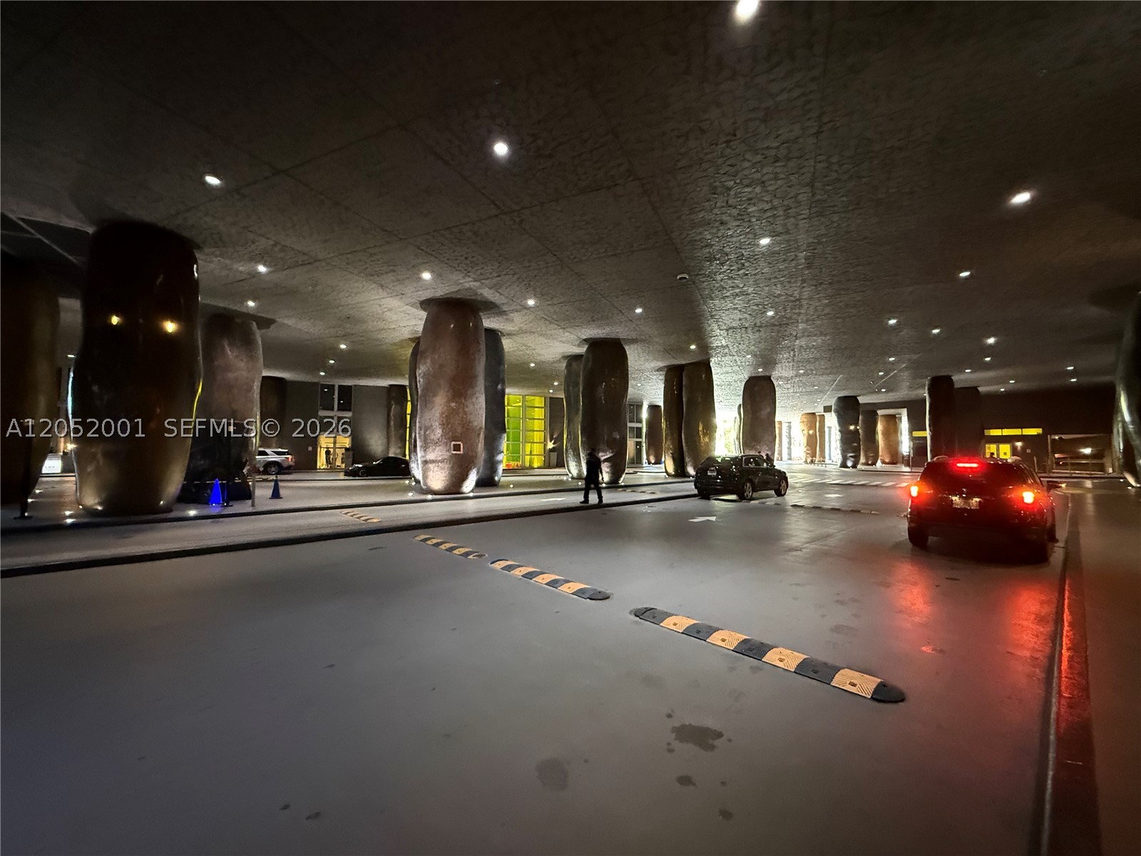 475 Brickell Ave #3207, Miami FL 33131