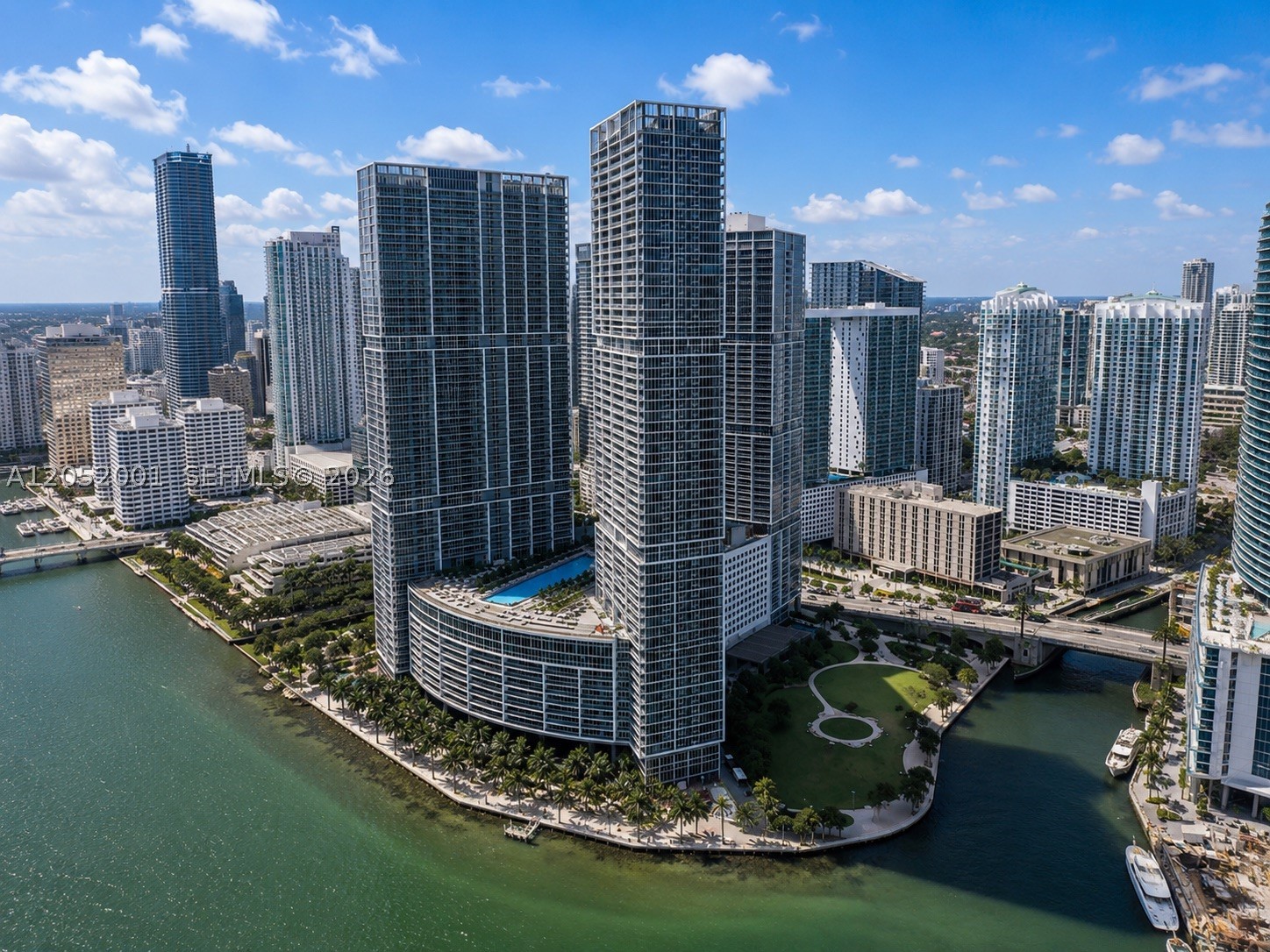 475 Brickell Ave #3207, Miami FL 33131