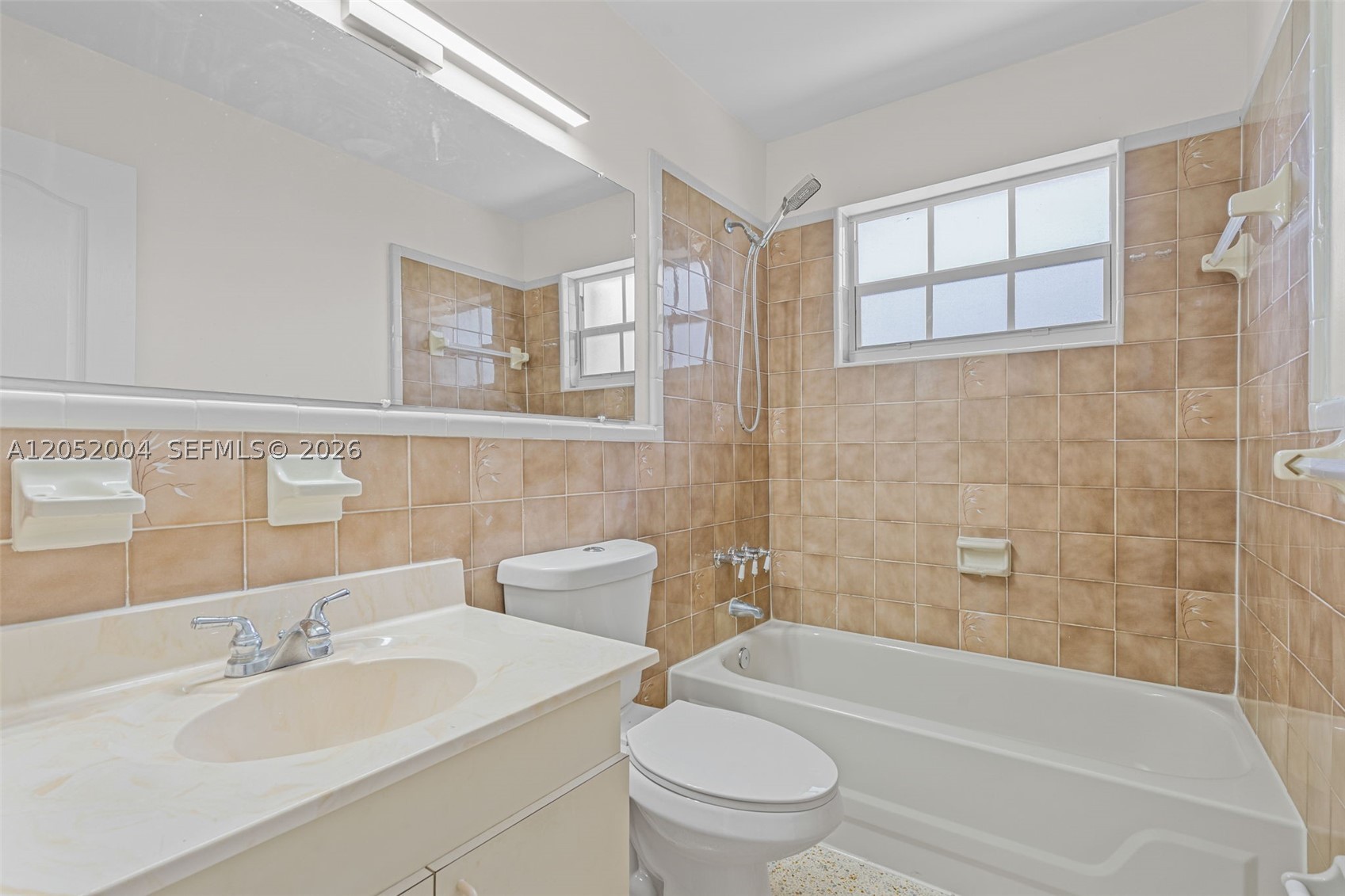 1333 W 37th St, Hialeah FL 33012
