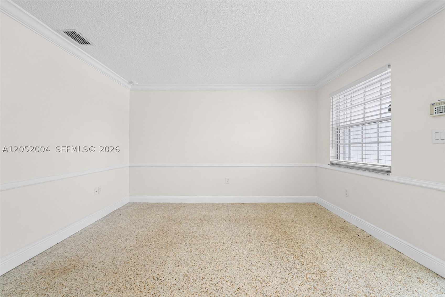 1333 W 37th St, Hialeah FL 33012