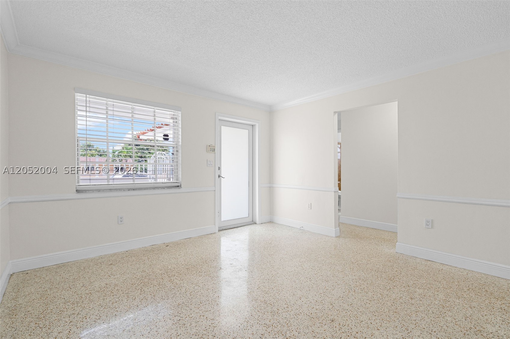 1333 W 37th St, Hialeah FL 33012