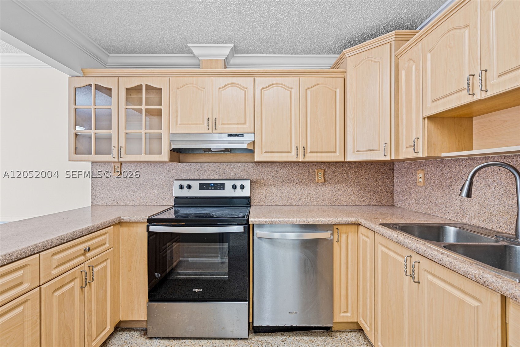 1333 W 37th St, Hialeah FL 33012