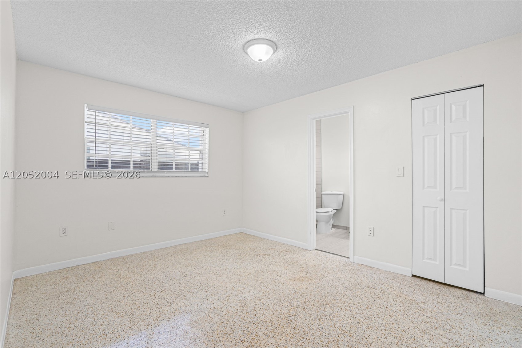 1333 W 37th St, Hialeah FL 33012