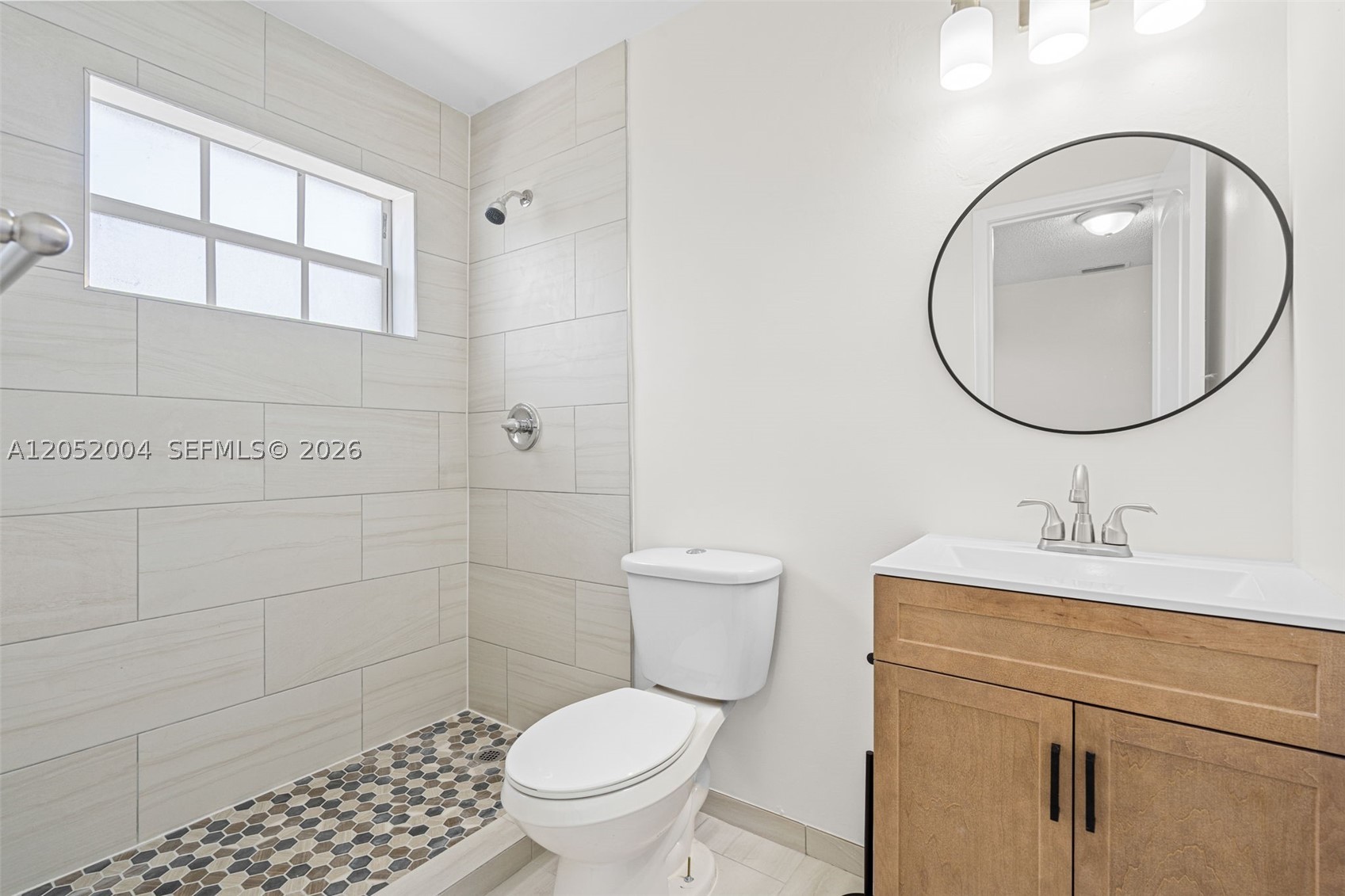 1333 W 37th St, Hialeah FL 33012