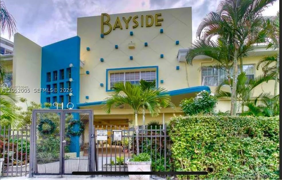 910 Bay Dr #9, Miami Beach FL 33141