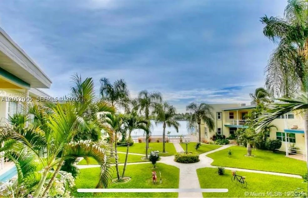 910 Bay Dr #9, Miami Beach FL 33141