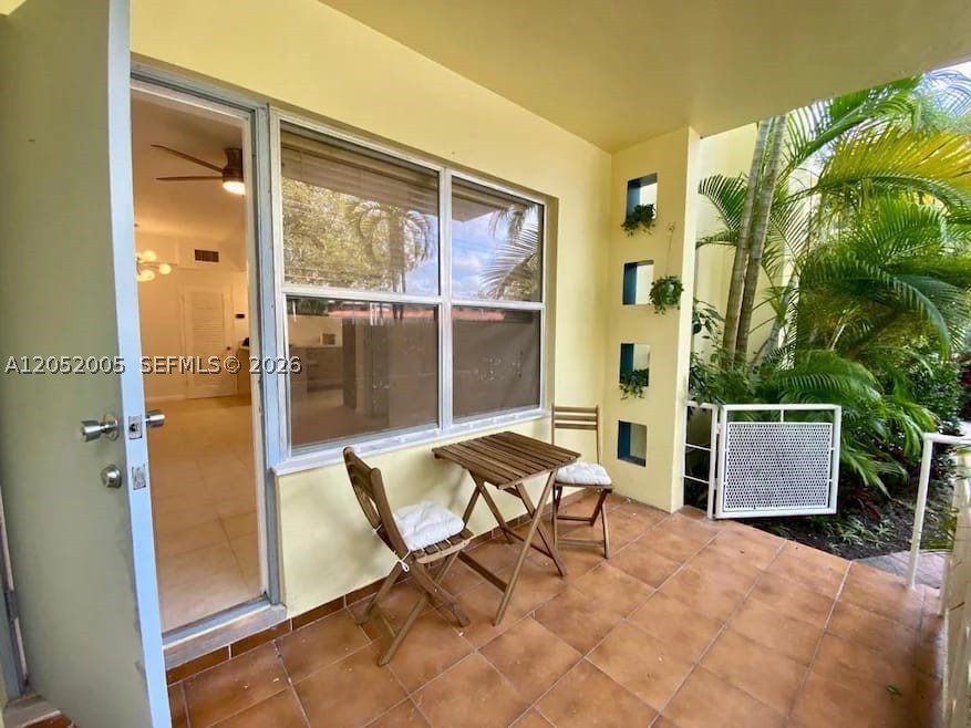 910 Bay Dr #9, Miami Beach FL 33141
