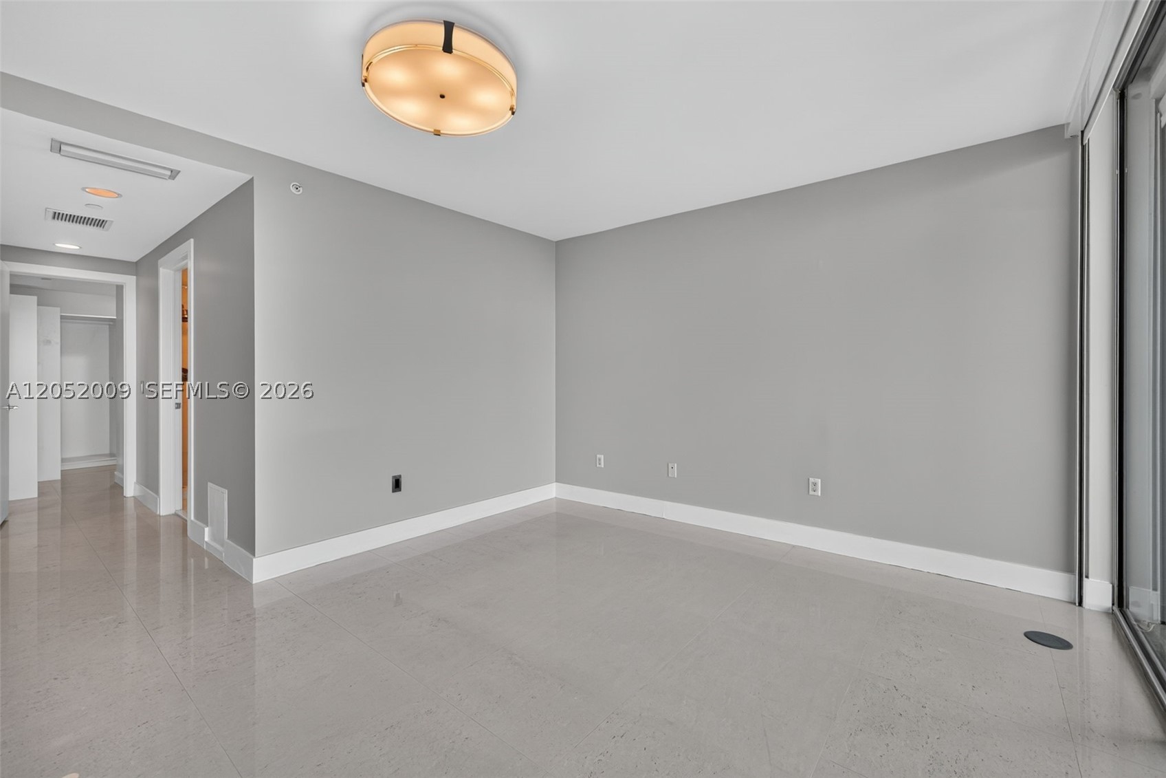 2950 NE 188th St #406, Aventura FL 33180