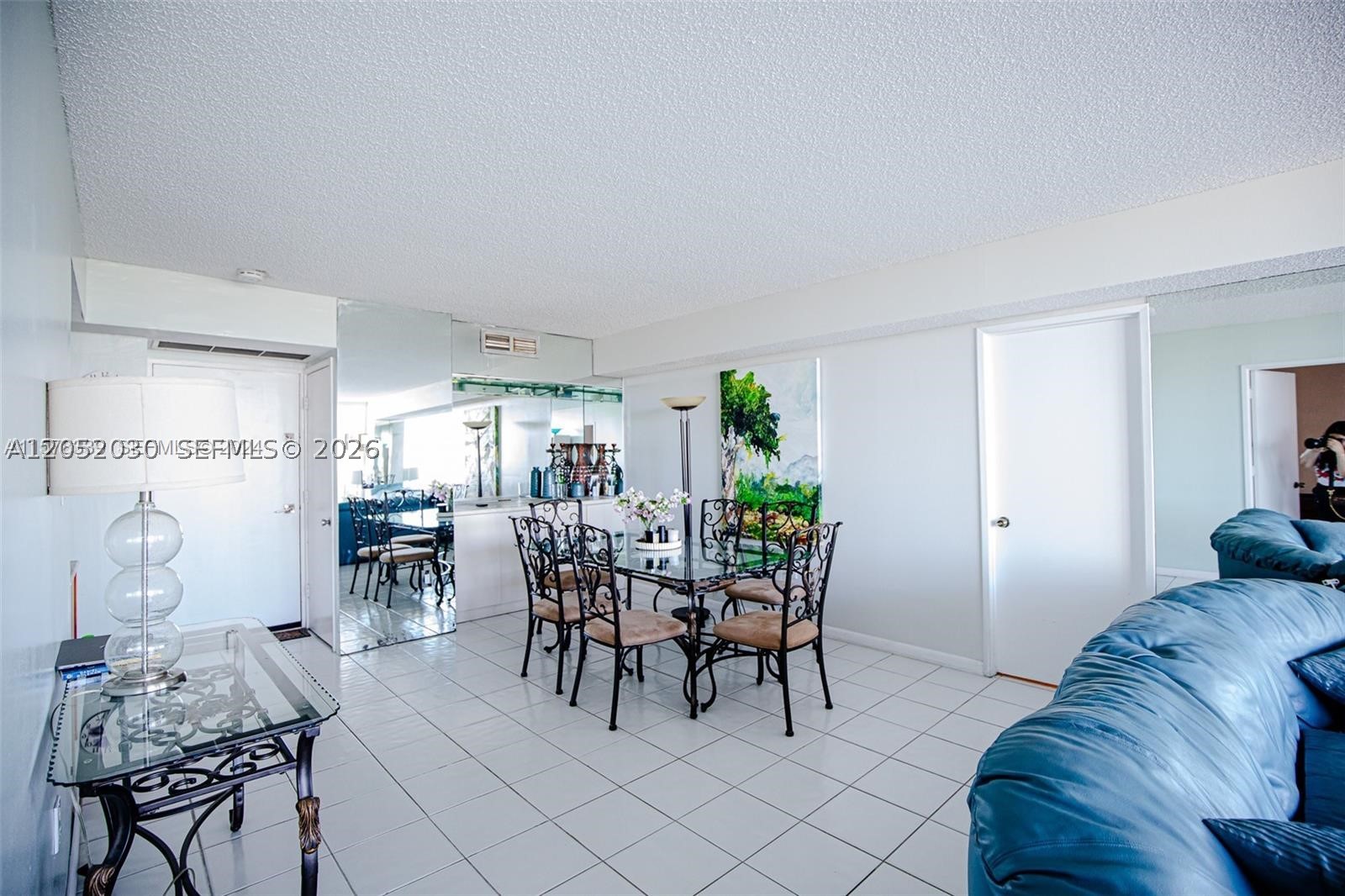 3701 N Country Club Dr #902, Aventura FL 33180