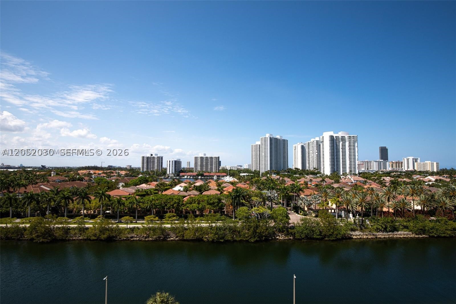 3701 N Country Club Dr #902, Aventura FL 33180