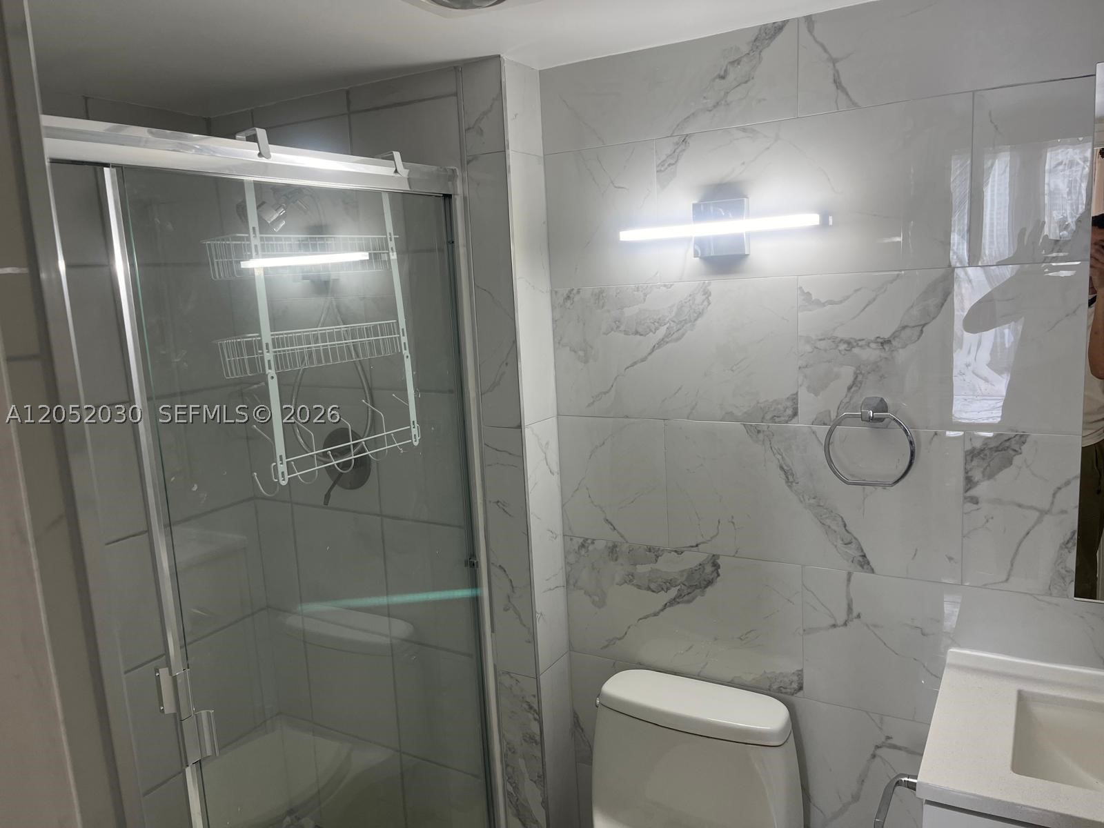 3701 N Country Club Dr #902, Aventura FL 33180