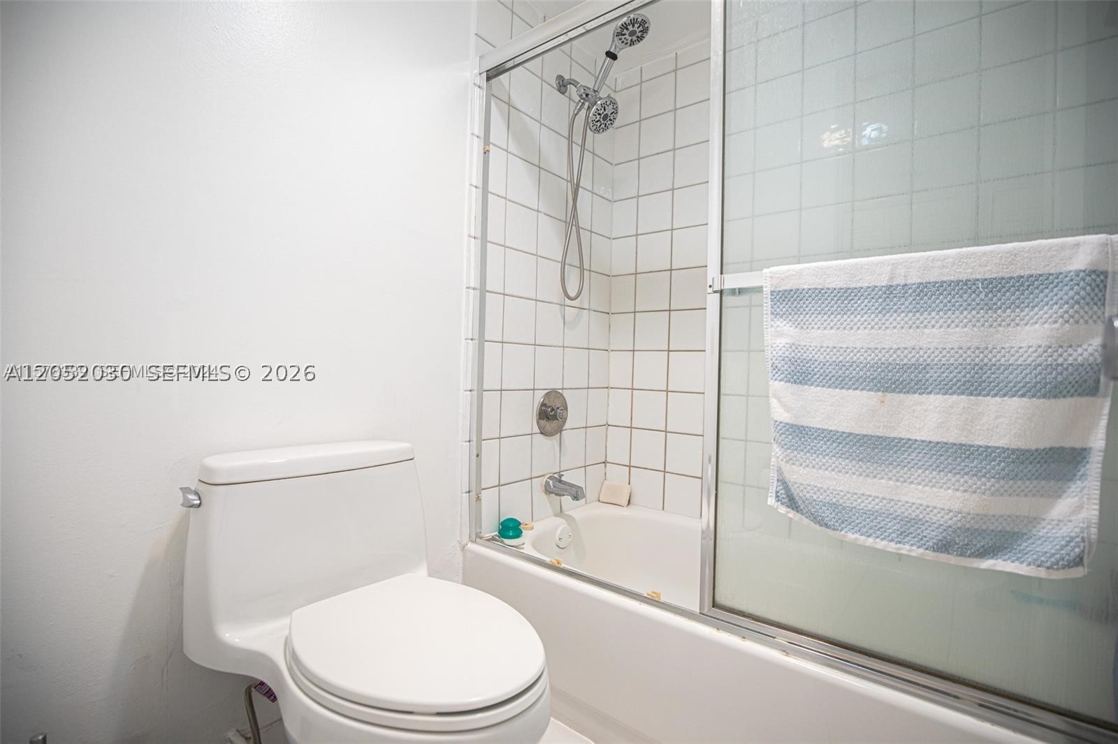 3701 N Country Club Dr #902, Aventura FL 33180