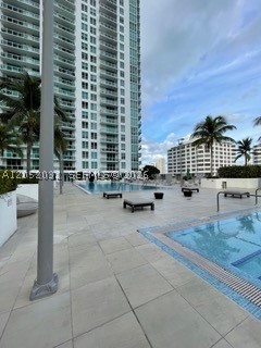 951 Brickell Ave #2803, Miami FL 33131