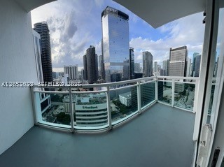 951 Brickell Ave #2803, Miami FL 33131