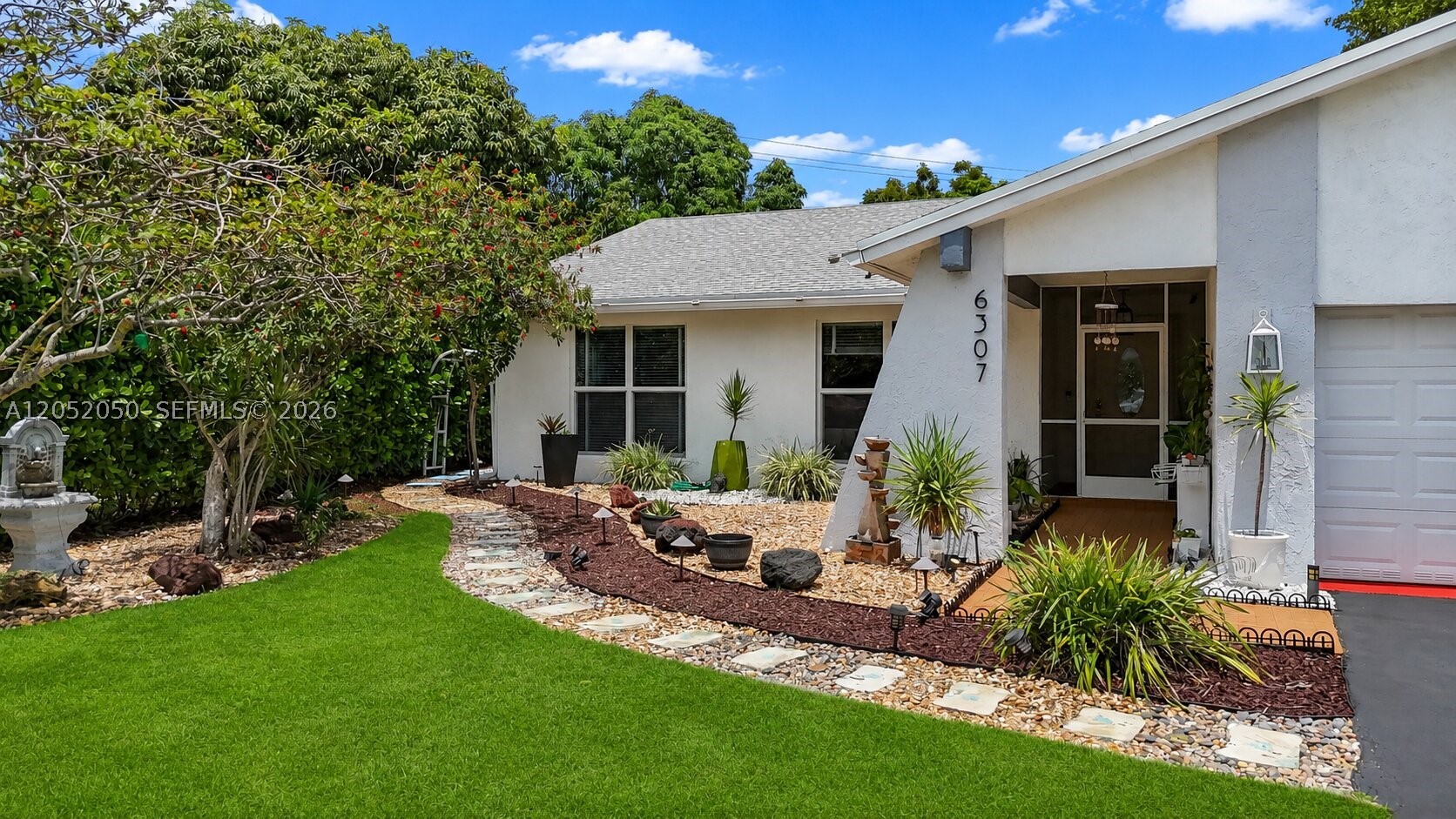 6307 Silk Oak Cir, Tamarac FL 33319