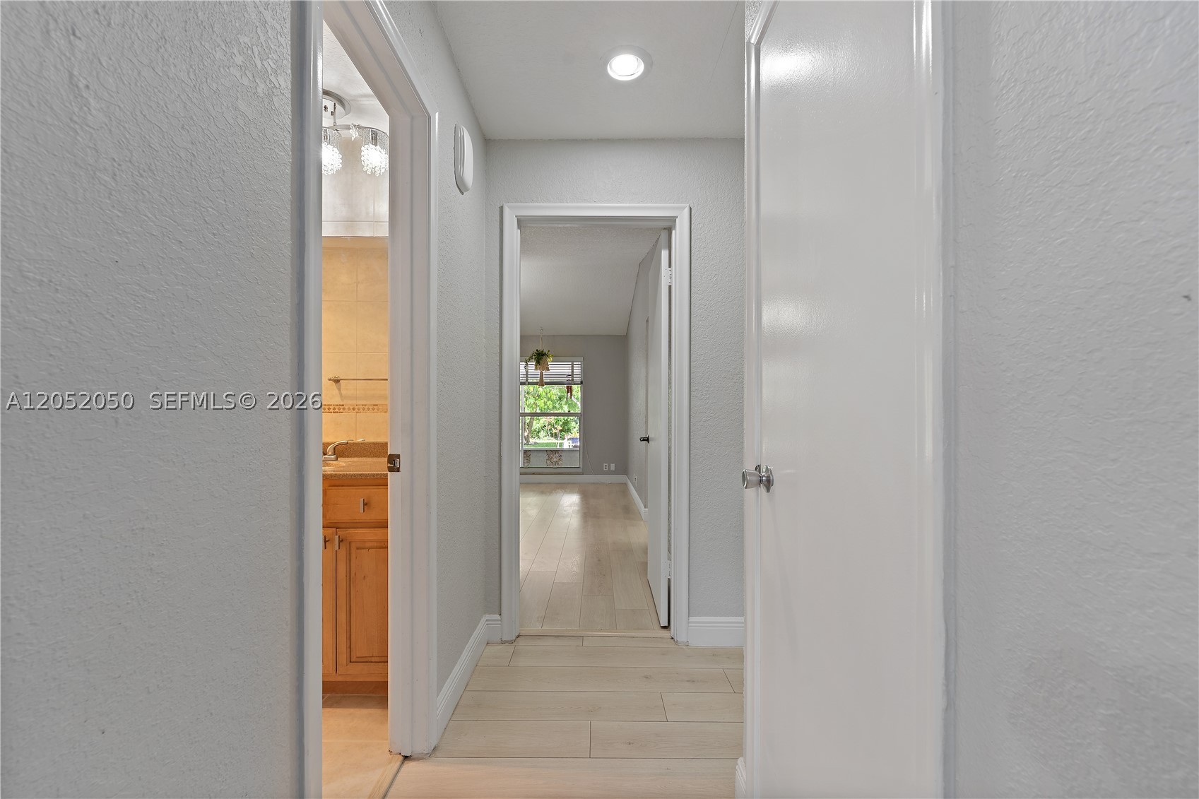 6307 Silk Oak Cir, Tamarac FL 33319