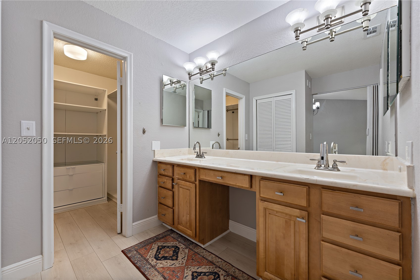 6307 Silk Oak Cir, Tamarac FL 33319