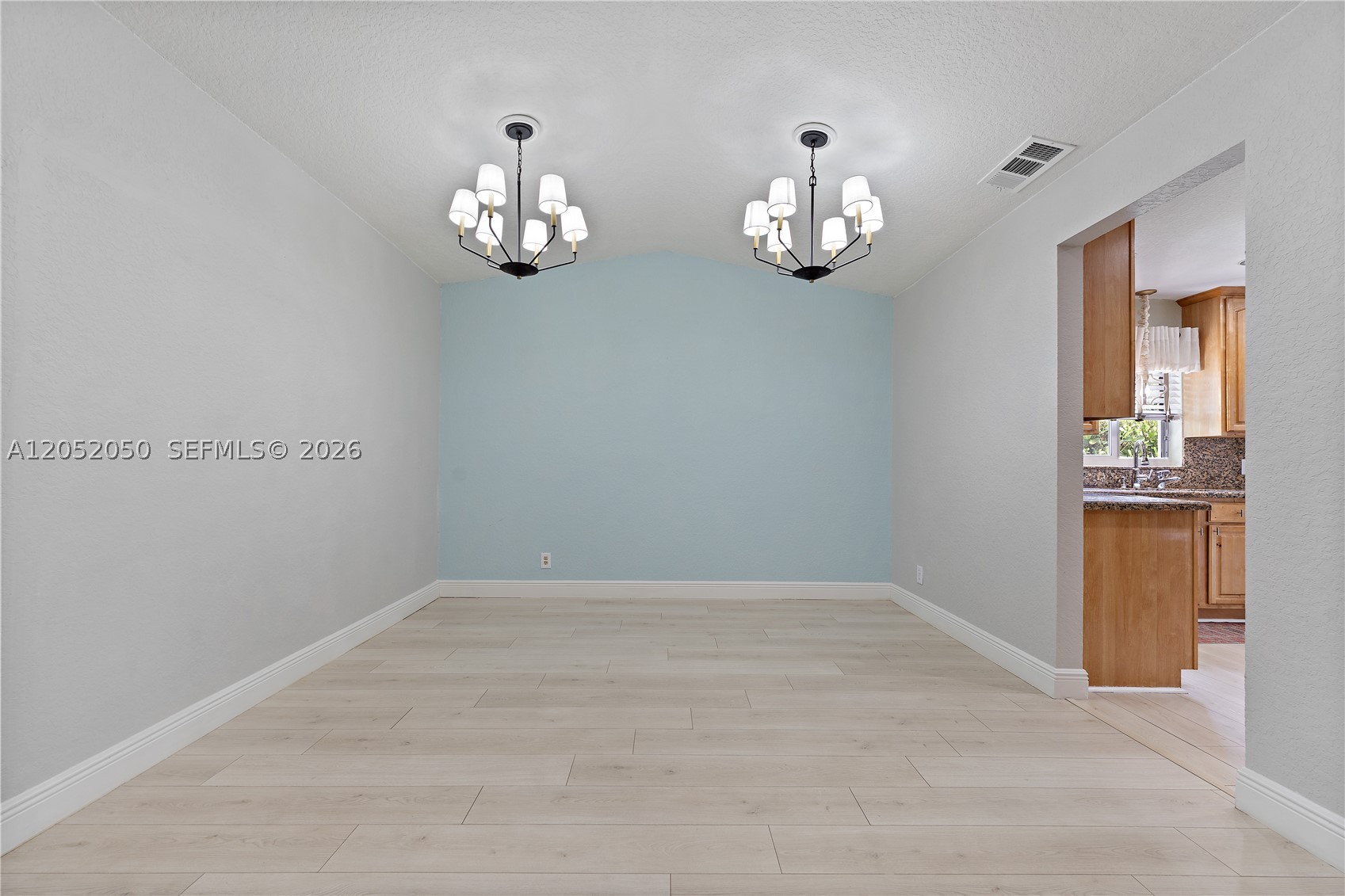 6307 Silk Oak Cir, Tamarac FL 33319