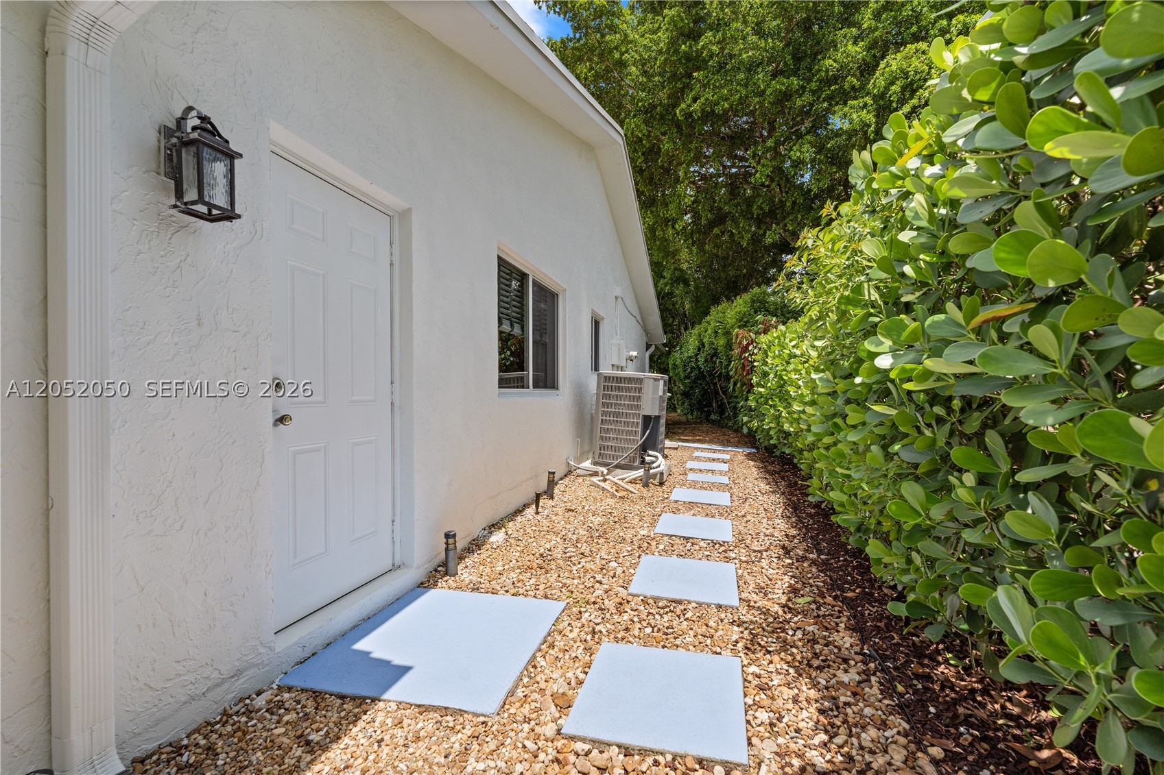 6307 Silk Oak Cir, Tamarac FL 33319