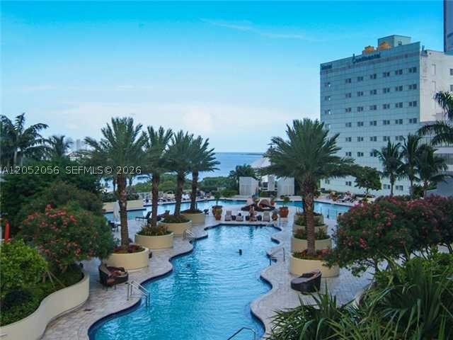 244 Biscayne Blvd #442, Miami FL 33132