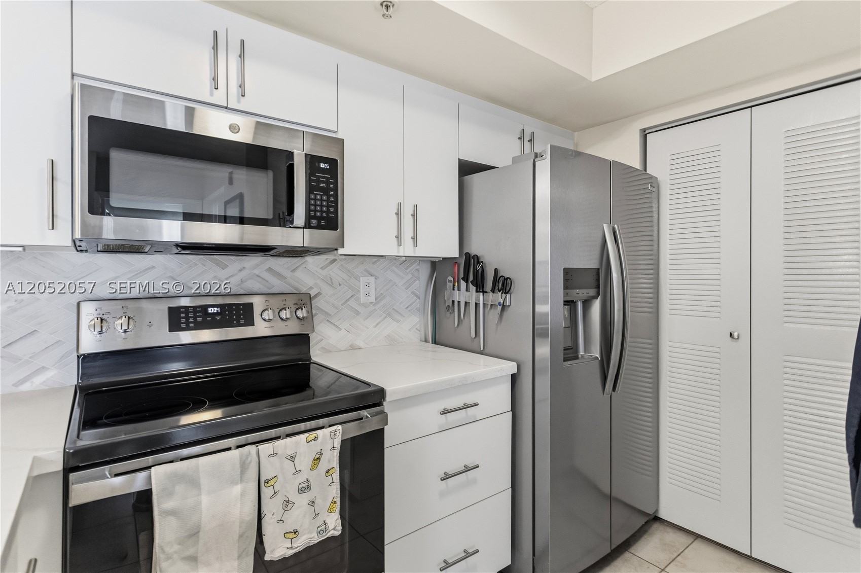 2640 S University Dr #111, Davie FL 33328