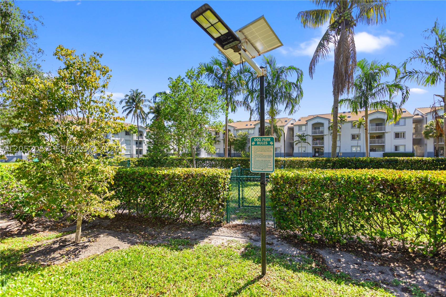 2640 S University Dr #111, Davie FL 33328