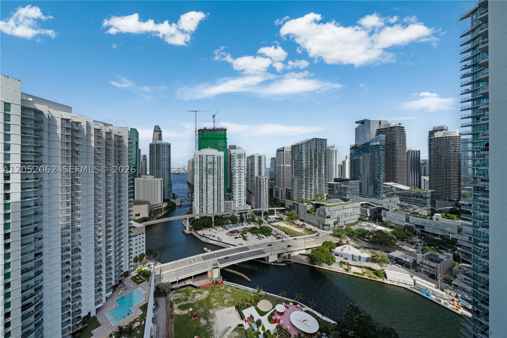 90 SW 3rd St #3511, Miami FL 33130