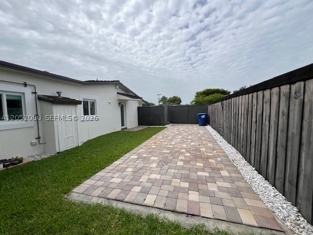 9211 SW 13th St, Miami FL 33174